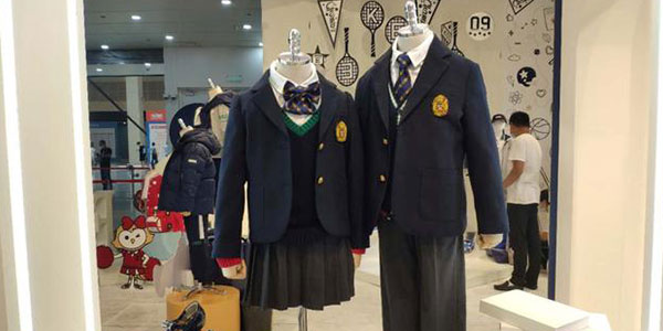 校服設(shè)計(jì)，校服定制